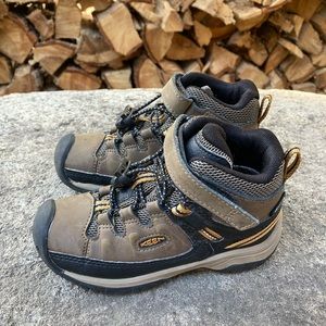 KEEN | 10C Little Kids’ Targhee Waterproof Boots